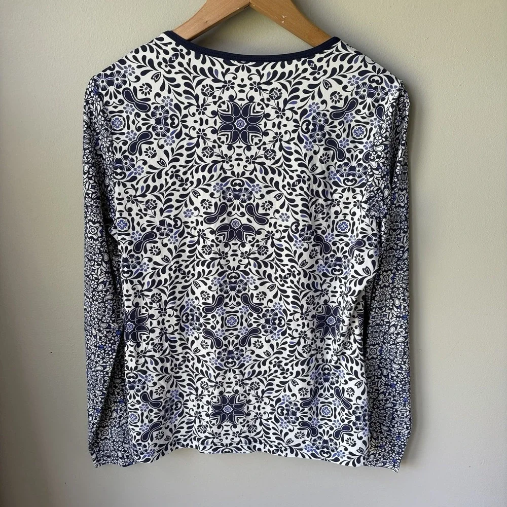 Lands End batik Rash Guard UPF Swim Shirt Long Sleeve Blue Bombay Size M 10-12